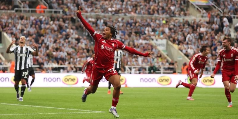 Newcastle vs Liverpool đều bước vào mùa giải mới với nhiều thay đổi