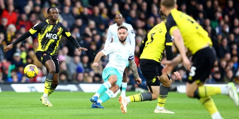 Watford vs Southampton đều vừa thắng tại EFL Cup